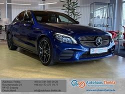 Blau Gebraucht 2019 Mercedes C300 AMG line Limousine | 24.900 € (Guter Preis)