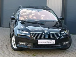 Schwarzmagic perleffekt Gebraucht 2018 Skoda Superb Kombi | 18.999 € (Etwas zu teuer)