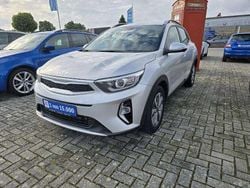 Seidensilber met. (metallic) Gebraucht 2023 Kia Stonic Vision SUV | 17.495 € (Guter Preis)