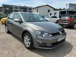 Grau Gebraucht 2015 VW Golf VII Trendline Limousine | 7.695 € (Fairer Preis)