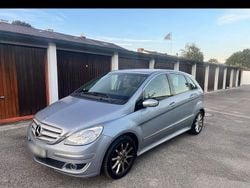 Silber Gebraucht 2007 Mercedes B200 Van / Kleinbus | 7.800 € (Fairer Preis)