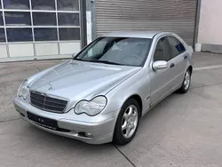 Grau Gebraucht 2001 Mercedes C180 Classic Limousine | 1.050 € (Superpreis)