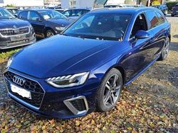 Navarrablau metallic Gebraucht 2022 Audi A4 S-Line Kombi | 28.280 € (Superpreis)