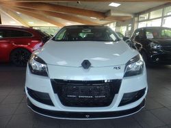 Weiß Gebraucht 2011 Renault Mégane III R.S. Coupé | 10.999 € (Fairer Preis)