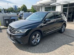 Schwarz Gebraucht 2023 VW Tiguan Allspace Move SUV | 38.850 € (Teuer)