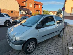 Silber Gebraucht 2006 Renault Twingo Kleinwagen | 899 €