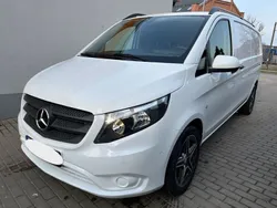 Weiß Gebraucht 2020 Mercedes Vito Van / Kleinbus | 29.036 € (Fairer Preis)