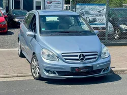 Blau Gebraucht 2005 Mercedes B200 AMG Van / Kleinbus | 2.749 € (Teuer)