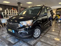 Schwarz Gebraucht 2020 Opel Combo Edition Van / Kleinbus | 10.990 € (Fairer Preis)