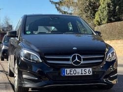 Schwarz Gebraucht 2016 Mercedes B200 Van / Kleinbus | 9.900 € (Guter Preis)