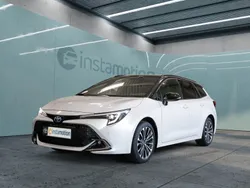 Grau Gebraucht 2024 Toyota Corolla Van / Kleinbus | 32.939 € (Teuer)