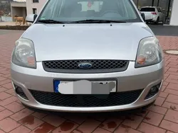 Silber Gebraucht 2008 Ford Fiesta Ambiente Kleinwagen | 2.000 € (Guter Preis)