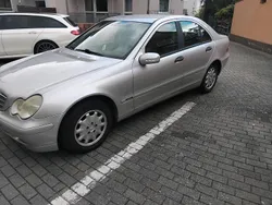 Silber Gebraucht 2003 Mercedes C180 Limousine | 3.000 €