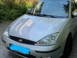 Silber Gebraucht 2005 Ford Focus Ghia Limousine | 1.500 € (Guter Preis)