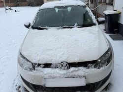 Weiß Gebraucht 2011 VW Polo Limousine | 2.500 € (Guter Preis)