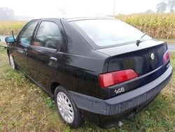Schwarz Gebraucht 1997 Alfa Romeo 146 Kleinwagen | 1.450 €