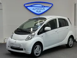 Weiß Gebraucht 2015 Mitsubishi i-MiEV Kleinwagen | 5.440 €