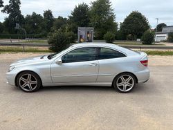 Silber Gebraucht 2009 Mercedes CLC160 Kleinwagen | 4.700 €