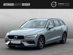 Vapour grey Gebraucht 2024 Volvo V60 Core Kombi | 35.450 € (Superpreis)