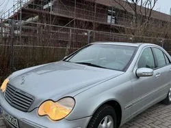 Mercedes C180