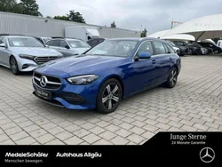 Spektralblau (metallic) Gebraucht 2023 Mercedes C300 Avantgarde Kombi | 36.830 € (Guter Preis)