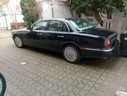 Schwarz Gebraucht 2003 Jaguar XJR Limousine | 8.600 €