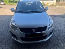 Silber Gebraucht 2014 Suzuki Swift Club Kleinwagen | 5.100 € (Guter Preis)