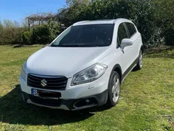 Weiß Gebraucht 2015 Suzuki SX4 S-Cross Comfort SUV | 11.500 € (Etwas zu teuer)