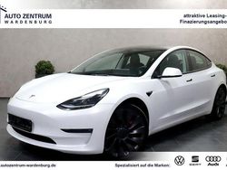 Weiß Gebraucht 2022 Tesla Model 3 Performance Limousine | 30.450 € (Fairer Preis)
