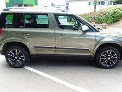 Grün Gebraucht 2014 Skoda Yeti Adventure SUV | 12.950 € (Fairer Preis)