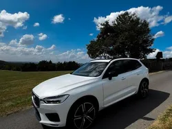 Weiß Gebraucht 2019 Volvo XC60 R-Design SUV | 30.000 € (Fairer Preis)