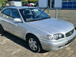 Silber Gebraucht 2002 Toyota Corolla Edition Limousine | 2.000 € (Fairer Preis)