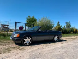 Schwarz Gebraucht 1992 Mercedes E300 Sportline Cabrio | 21.124 €