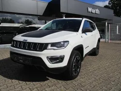 Weiß Gebraucht 2021 Jeep Compass Trailhawk SUV | 24.450 € (Guter Preis)