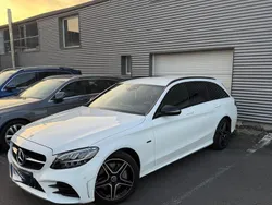 Weiß Gebraucht 2020 Mercedes C300e AMG line Kombi | 30.990 € (Teuer)