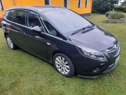 Schwarz Gebraucht 2015 Opel Zafira Tourer Van / Kleinbus | 9.999 € (Fairer Preis)