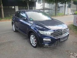 Blau Gebraucht 2020 VW T-Roc Sport SUV | 21.190 € (Guter Preis)