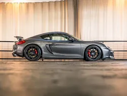 Grau Gebraucht 2016 Porsche Cayman GT4 Coupé | 92.500 € (Fairer Preis)