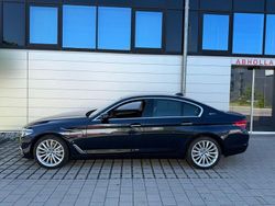 Blau Gebraucht 2017 BMW 530e iPerformance Limousine | 25.999 € (Fairer Preis)