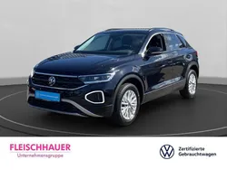 Schwarz Gebraucht 2024 VW T-Roc Life SUV | 22.990 € (Guter Preis)