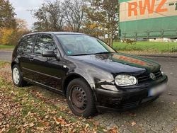 Schwarz Gebraucht 2000 VW Golf IV Edition Limousine | 1.500 € (Superpreis)