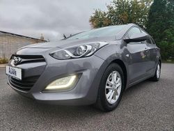 Steel gray / met Gebraucht 2013 Hyundai i30 Edition Kombi | 9.900 € (Teuer)