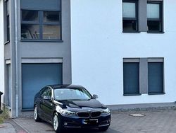 Blau Gebraucht 2014 BMW 330 Limousine | 17.600 € (Superpreis)
