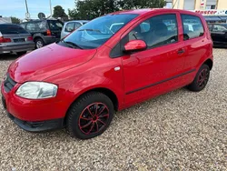 Rot Gebraucht 2008 VW Fox Kleinwagen | 1.450 € (Guter Preis)