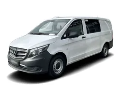 Weiss Gebraucht 2023 Mercedes Vito Van / Kleinbus | 49.443 €