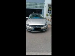 Gold Gebraucht 2015 Volvo S60 Summum Limousine | 12.000 € (Fairer Preis)
