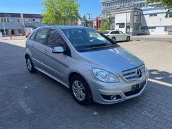 Silber Gebraucht 2010 Mercedes B180 Van / Kleinbus | 8.800 € (Fairer Preis)