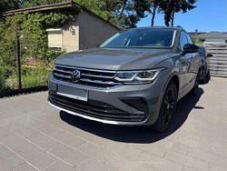 Grau Gebraucht 2022 VW Tiguan Sport SUV | 34.999 €