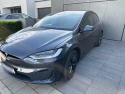 Grau Gebraucht 2022 Tesla Model X Plaid SUV | 77.800 € (Guter Preis)