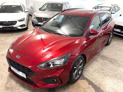 Rot Gebraucht 2019 Ford Focus ST-Line Kombi | 11.990 € (Guter Preis)